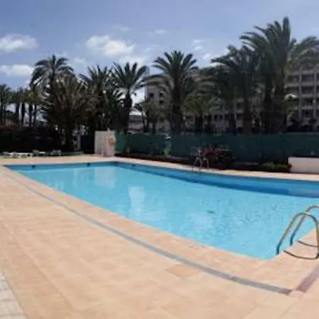 Blue Sky Sea View Апартаменты *
